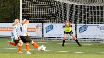 HBC Voetbal | Meidenvoetbal